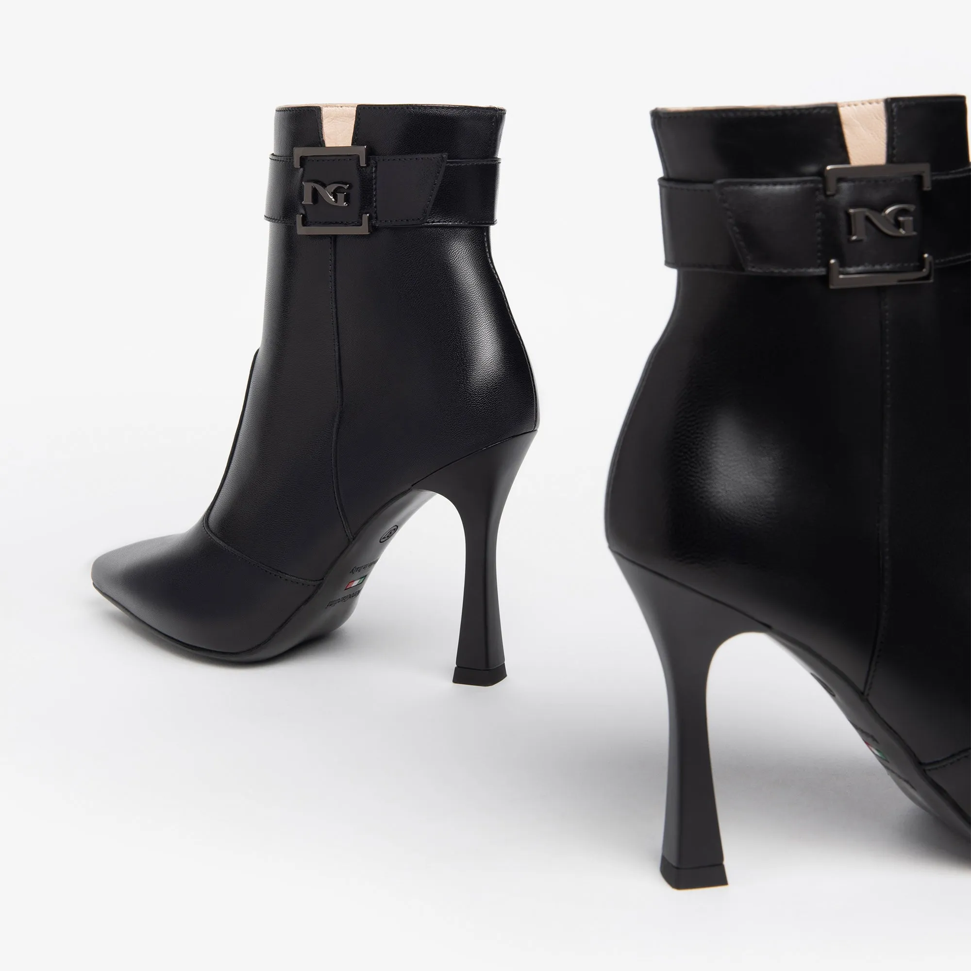 NeroGiardini Black Heeled Ankle Boot